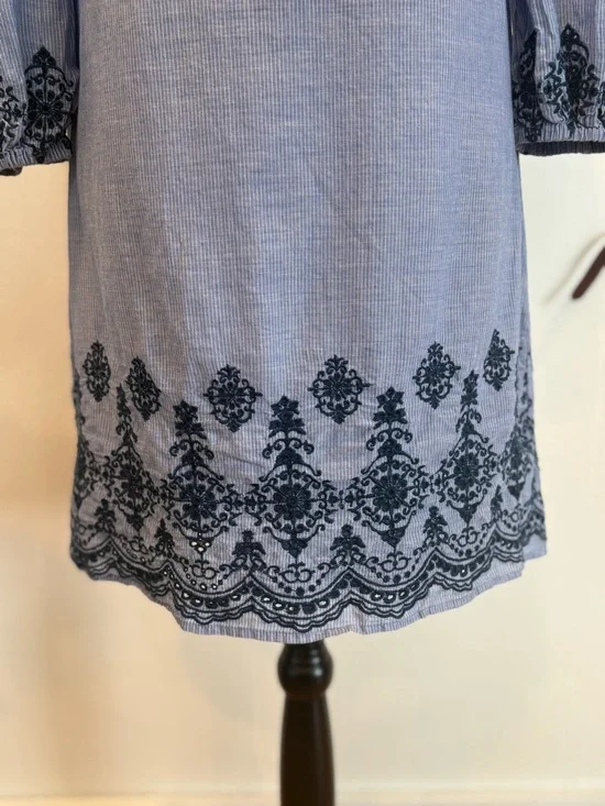 Vince Camuto Light Blue One-Shoulder Embroidered Shift Dress - Picture 3 of 7